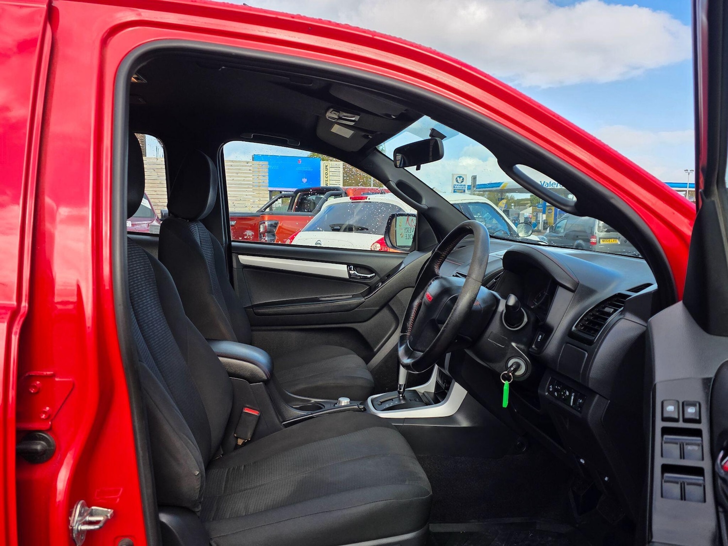 Used Isuzu D-Max 2018 for sale - 76823893: Photo 9