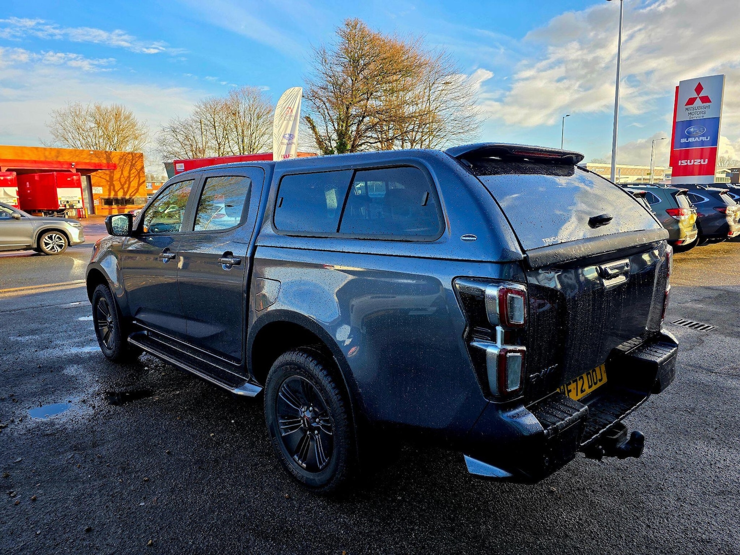 Used Isuzu D-Max 2023 for sale - 77156132: Photo 2