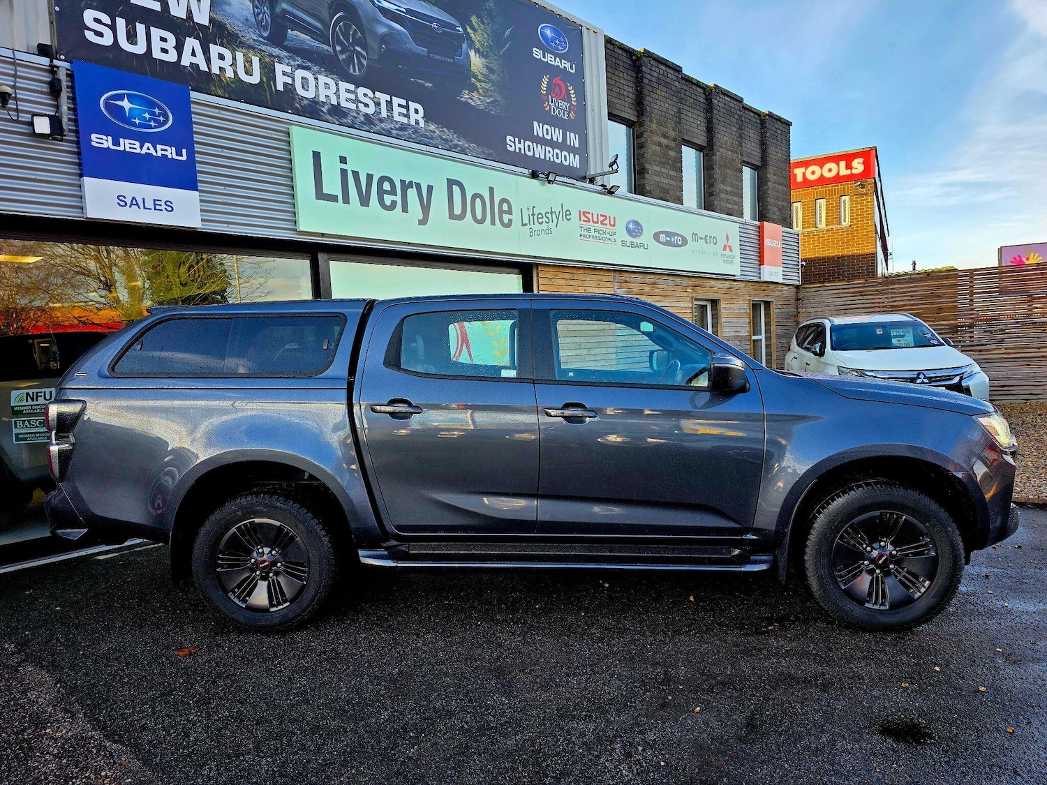 Used Isuzu D-Max 2023 for sale - 77156132: Photo 4