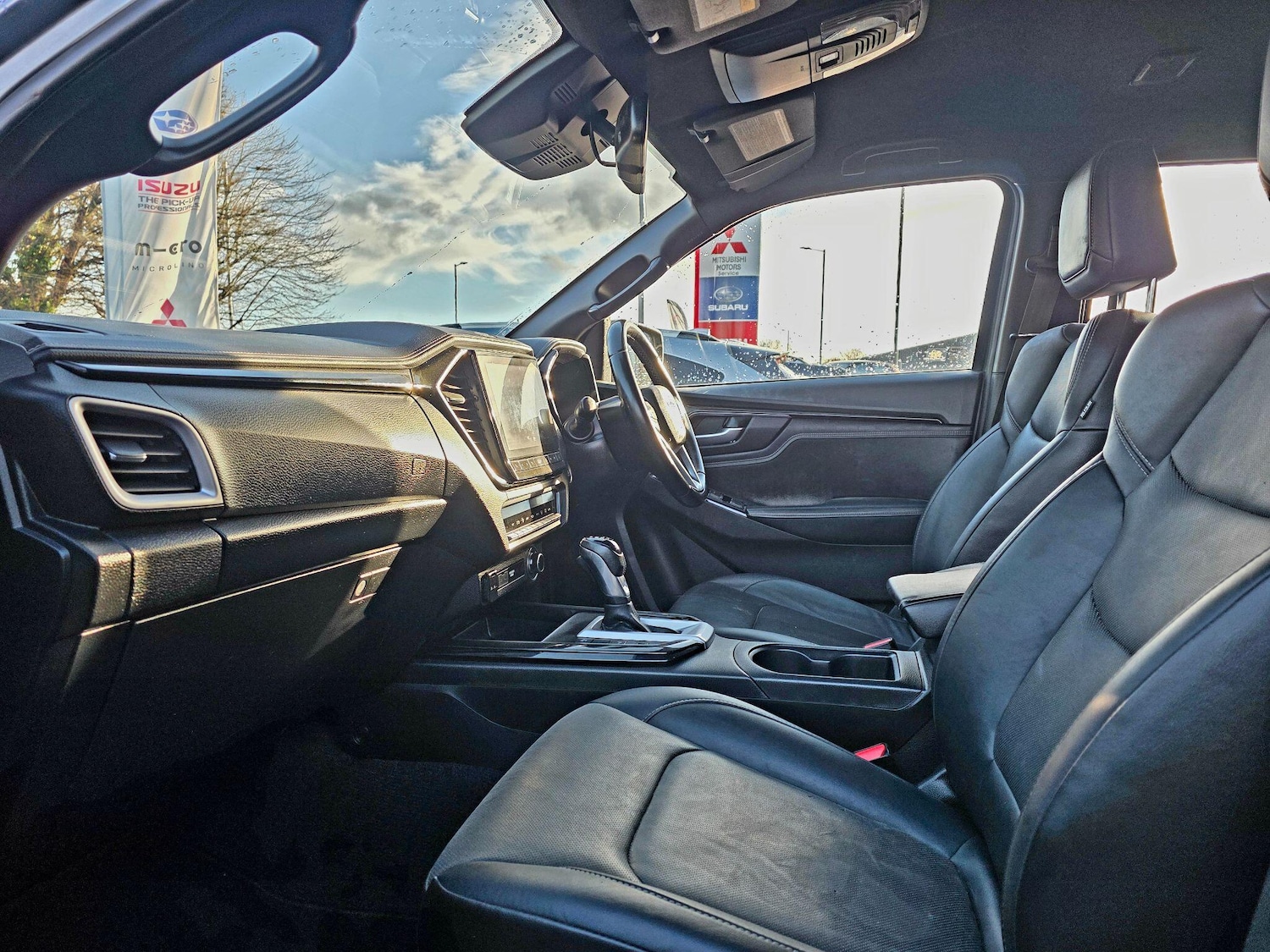 Used Isuzu D-Max 2023 for sale - 77156132: Photo 9