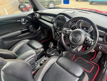 Used MINI Convertible 2018 for sale - 79331861: Photo