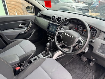 Used Dacia Duster 2024 for sale - 79363533: Photo