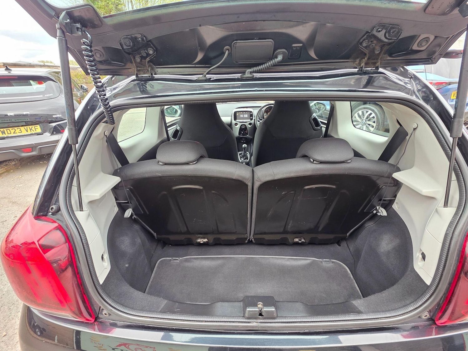 Used Peugeot 108 2014 for sale - 78100167: Photo 12