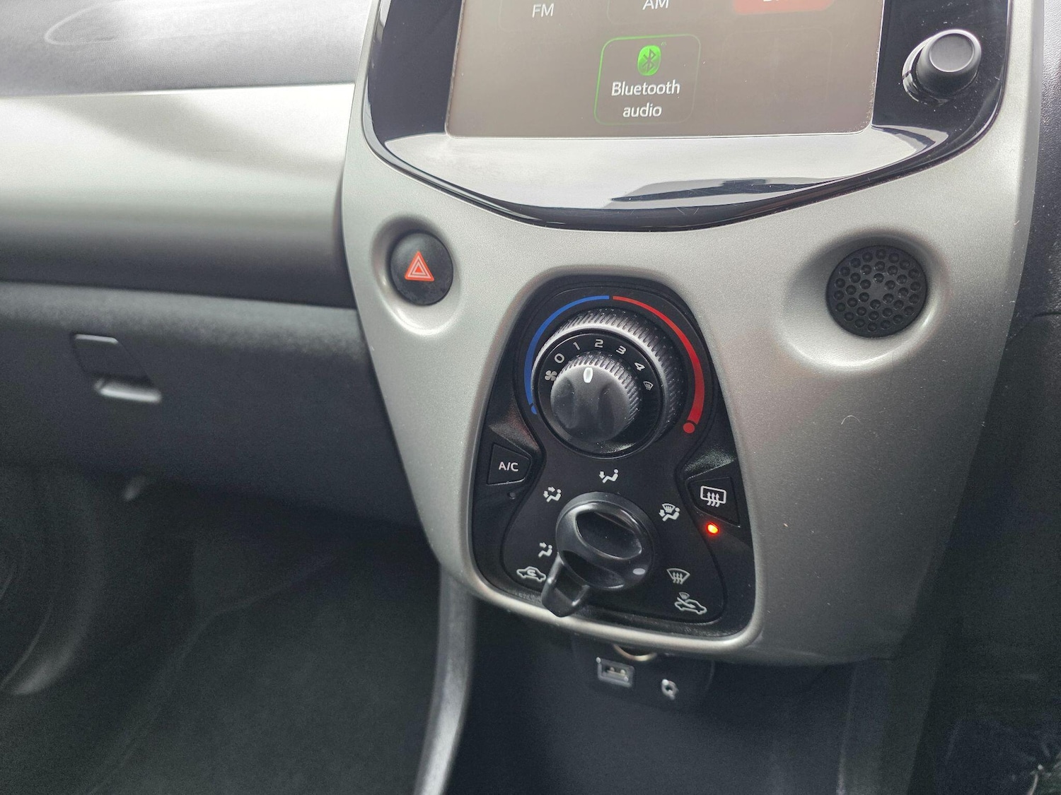 Used Peugeot 108 2014 for sale - 78100167: Photo 19