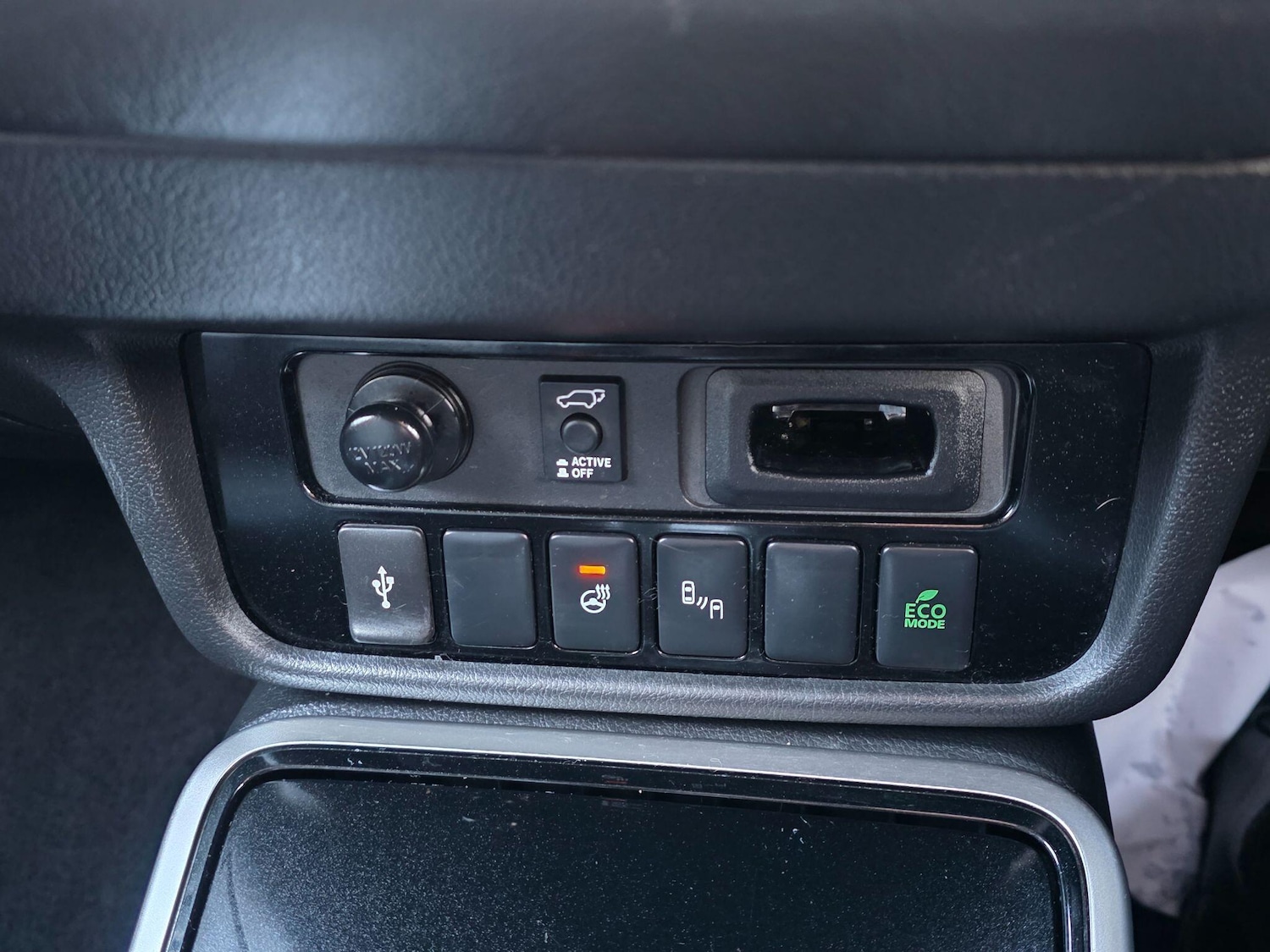 Used Mitsubishi Outlander for sale - 77537622: Photo 12