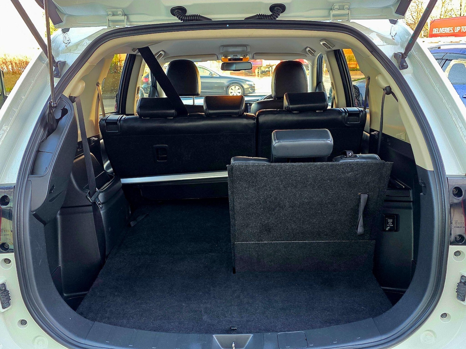 Used Mitsubishi Outlander for sale - 77537622: Photo 21