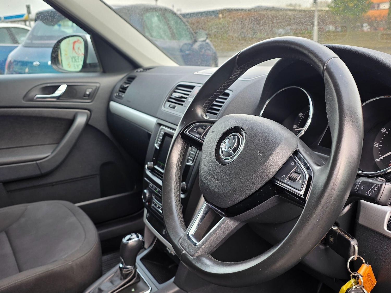 Used Skoda Yeti 2017 for sale - 77853212: Photo 9