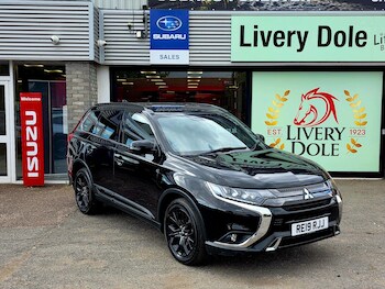 (19) - 2.0 MIVEC Black CVT 4WD Euro 6 (s/s) 5dr