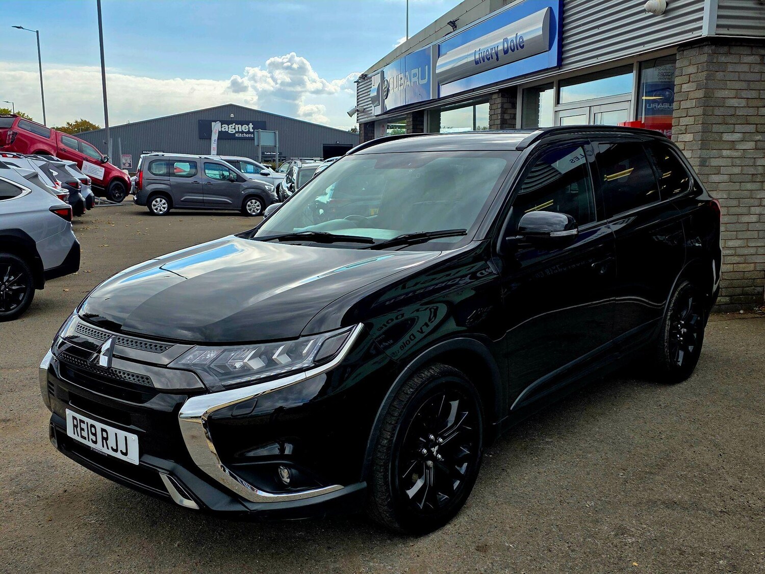 Used Mitsubishi Outlander 2019 for sale - 76823414: Photo 4