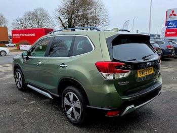 Used Subaru Forester 2019 for sale - 77040198: Photo