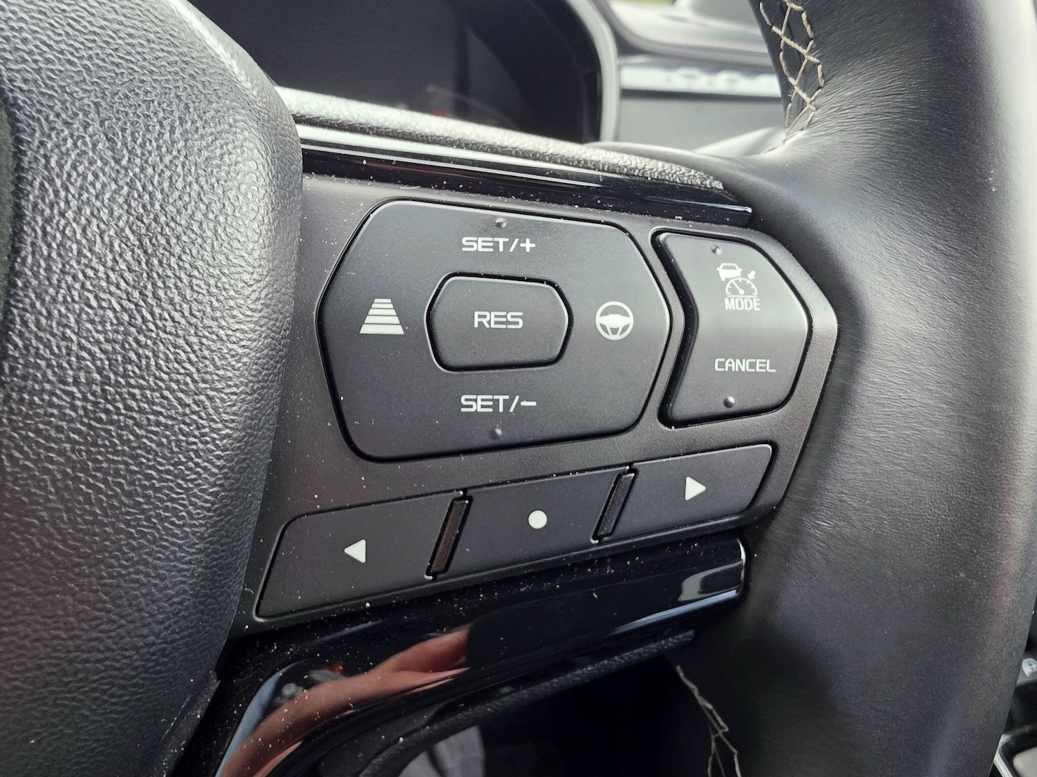 Used Isuzu D-Max 2025 for sale - 76735255: Photo 10