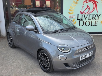 Used Fiat 500e C 2022 for sale - 78743187: Photo