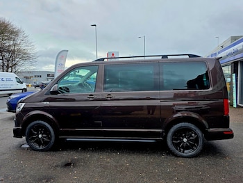 Used Volkswagen Transporter Shuttle 2018 for sale - 77737803: Photo