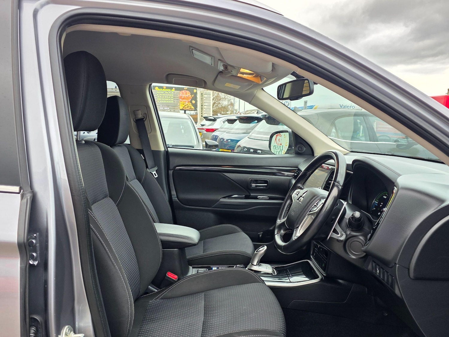 Used Mitsubishi Outlander for sale - 78116230: Photo 9