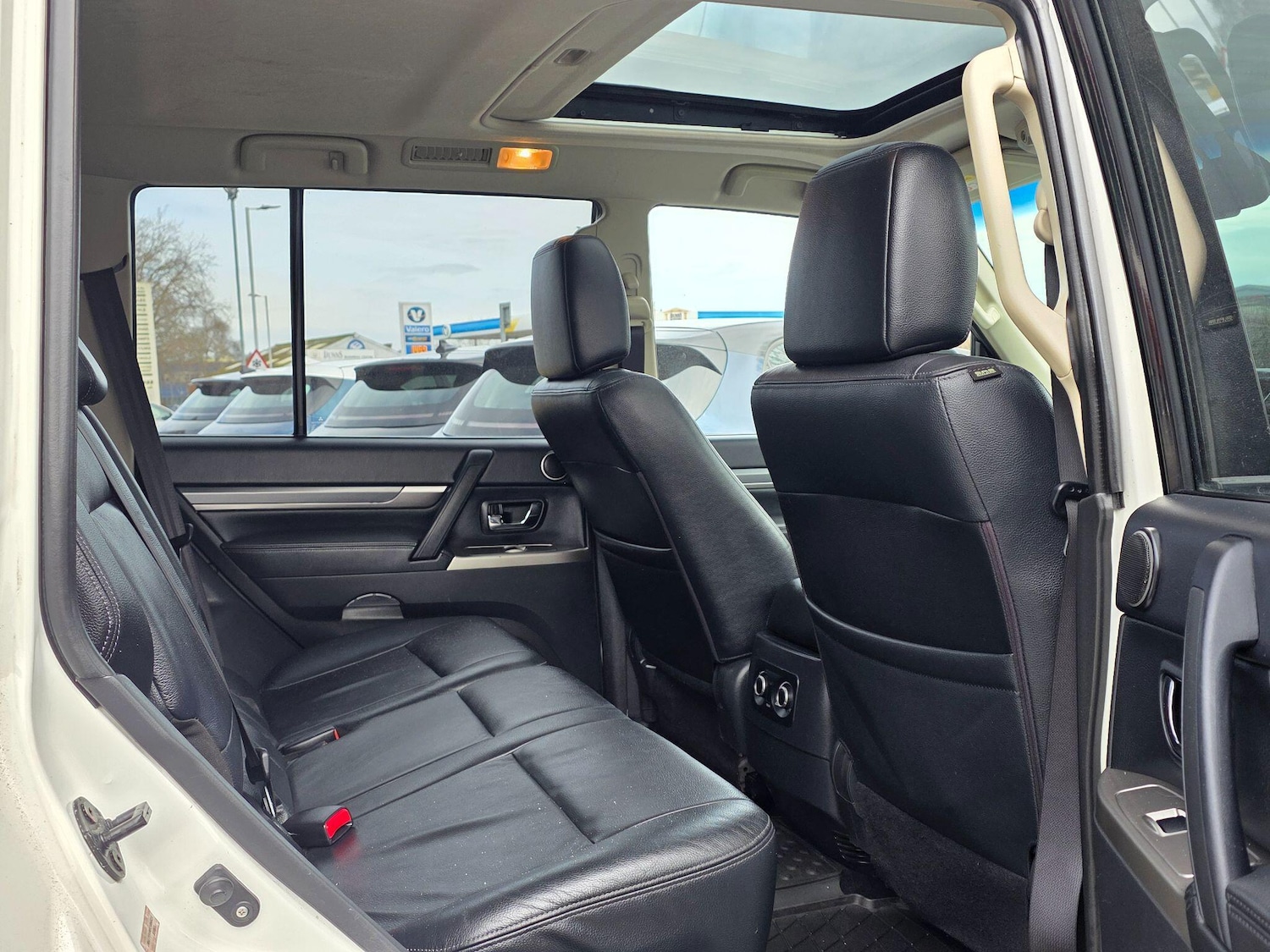 Used Mitsubishi Shogun 2015 for sale - 78101164: Photo 10