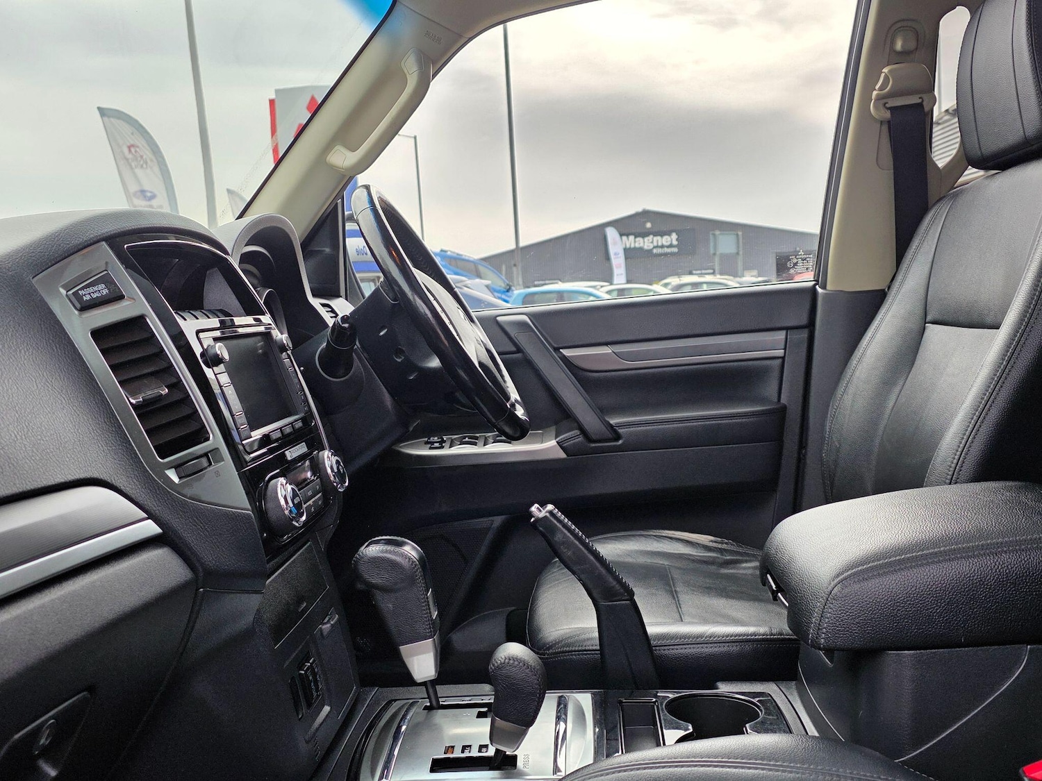 Used Mitsubishi Shogun 2015 for sale - 78101164: Photo 19