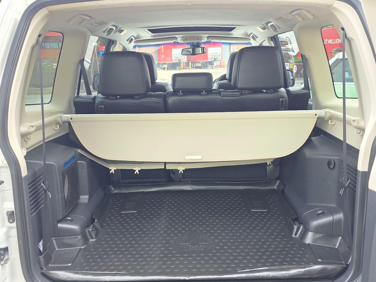 Used Mitsubishi Shogun 2015 for sale - 78101164: Photo 24