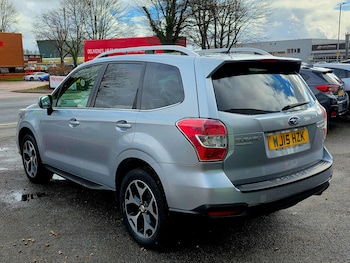 Used Subaru Forester 2015 for sale - 77467914: Photo
