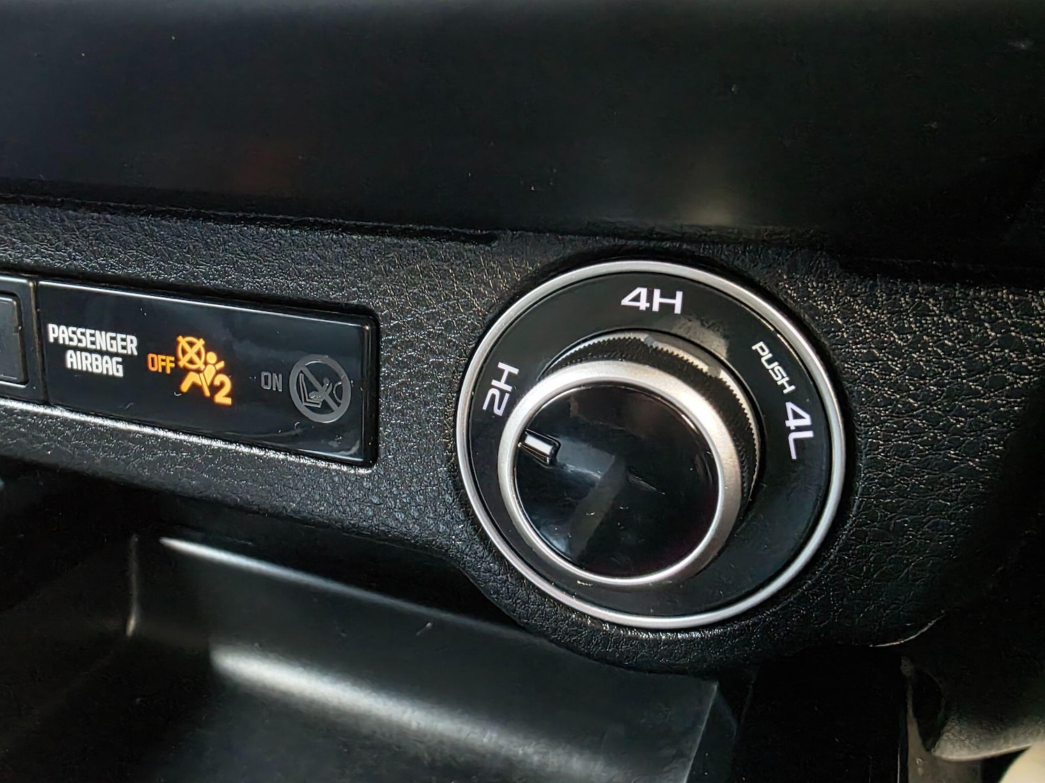 Used Isuzu D-Max 2024 for sale - 76825095: Photo 11