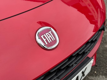 Used Fiat 124 Spider 2018 for sale - 79262732: Photo