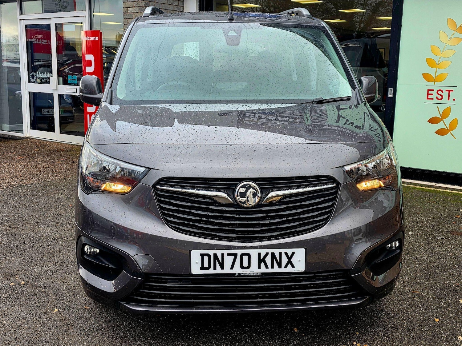 Used Vauxhall Combo Life 2020 for sale - 77156208: Photo 2