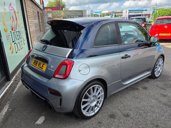 Used Abarth 695 2018 for sale - 78786209: Photo