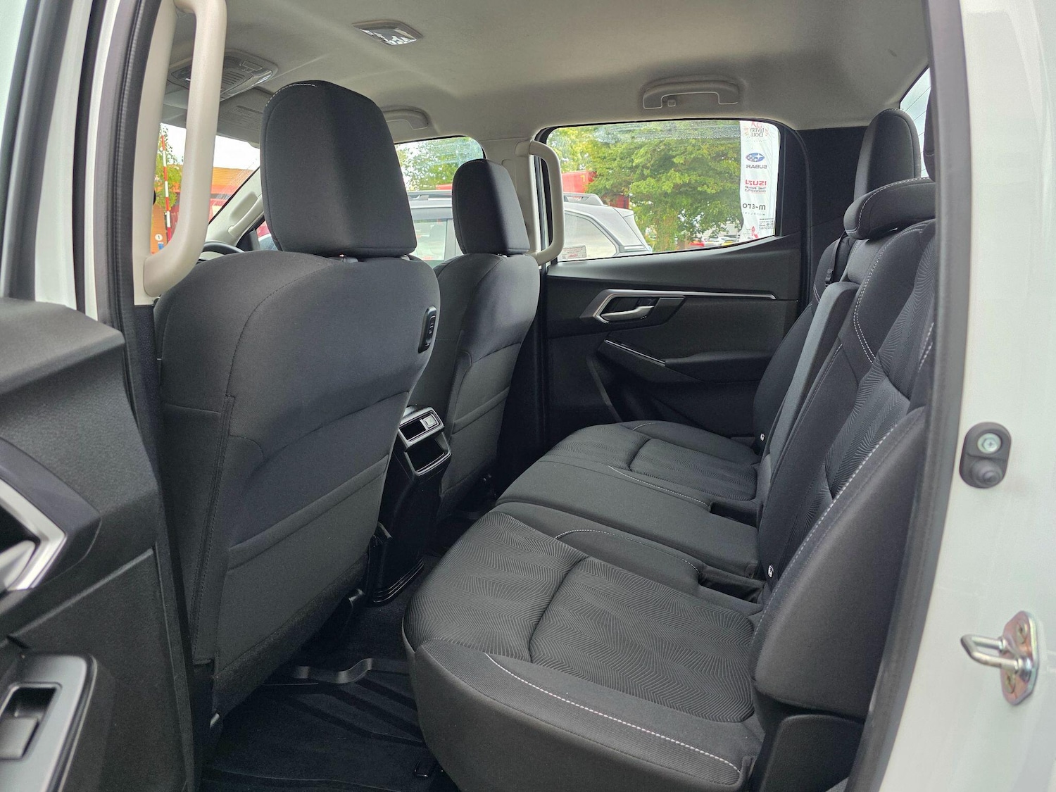 Used Isuzu D-Max 2022 for sale - 76824267: Photo 18