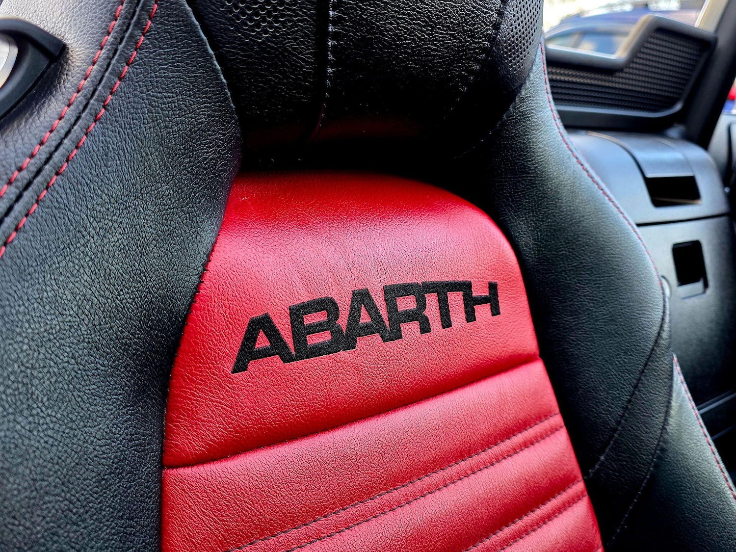 Used Abarth 124 Spider 2018 for sale - 78058646: Photo 29