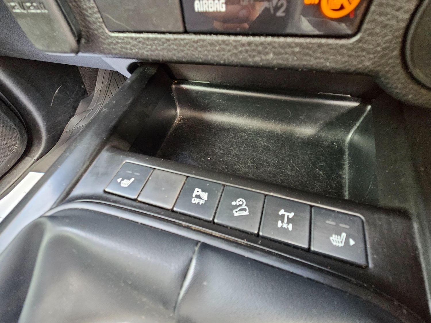 Used Isuzu D-Max 2023 for sale - 76744803: Photo 11