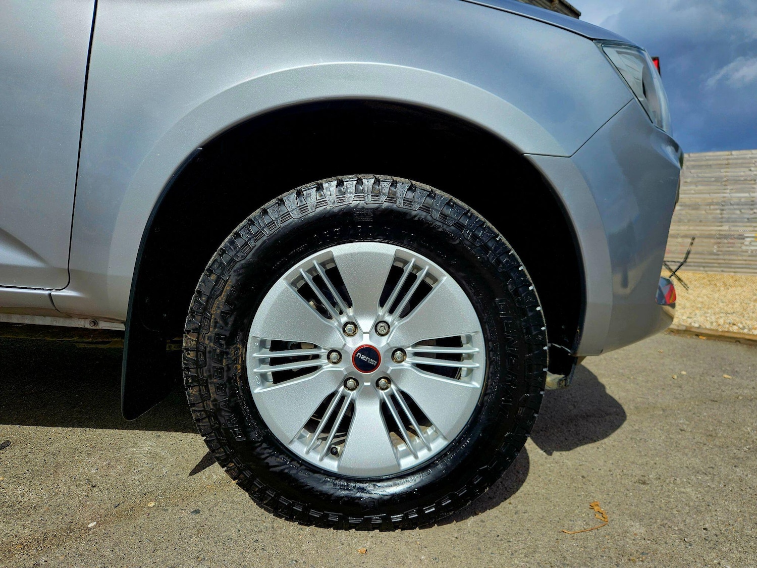 Used Isuzu D-Max 2023 for sale - 76744803: Photo 13