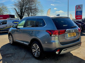 Used Mitsubishi Outlander 2019 for sale - 78249904: Photo