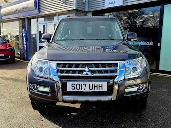 Used Mitsubishi Shogun 2017 for sale - 77230648: Photo