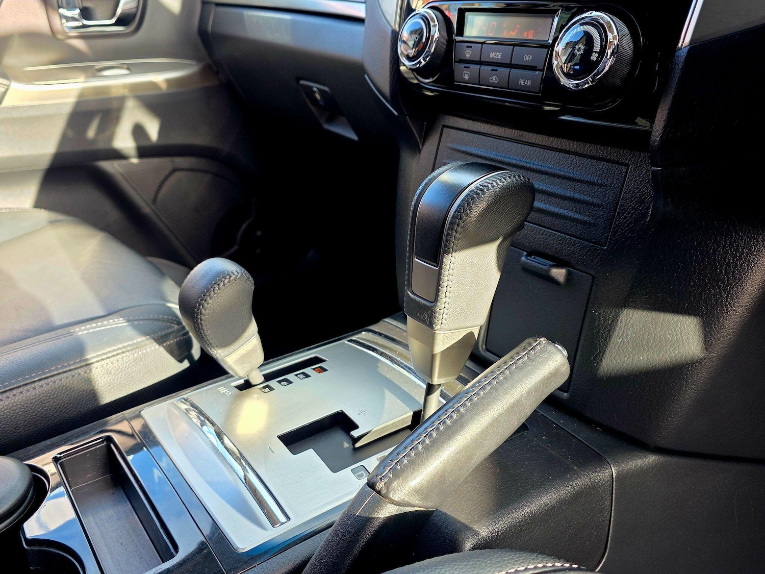 Used Mitsubishi Shogun 2017 for sale - 77230648: Photo 8