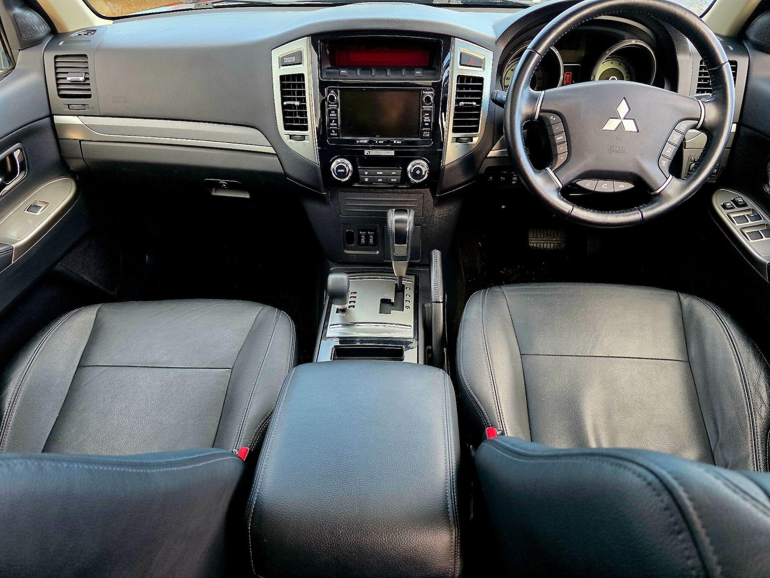 Used Mitsubishi Shogun 2017 for sale - 77230648: Photo 9