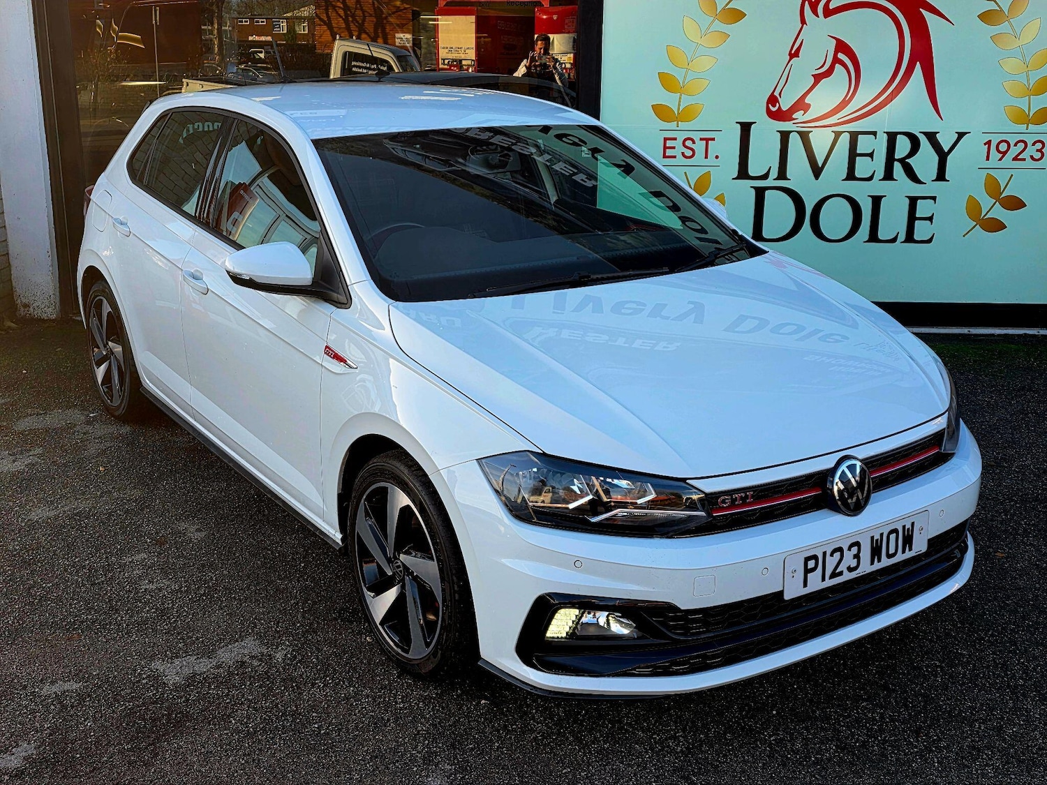 Used Volkswagen Polo 2021 for sale - 76926152: Photo 2