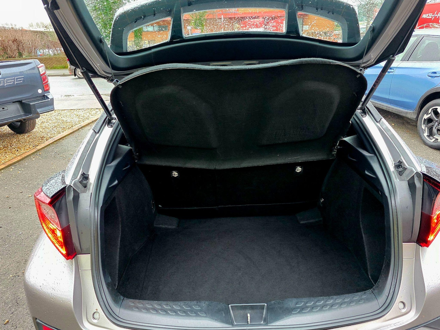 Used Toyota C-HR 2020 for sale - 77377028: Photo 19