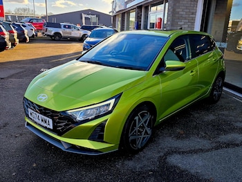 Used Hyundai i20 2024 for sale - 77120059: Photo