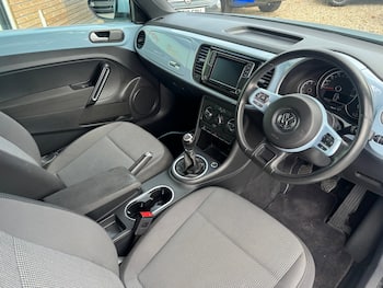 Used Volkswagen Beetle 2015 for sale - 79623494: Photo