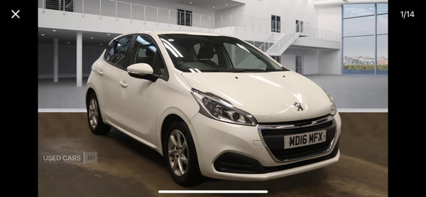 Used Peugeot 208 2016 for sale - 76433763: Photo 1