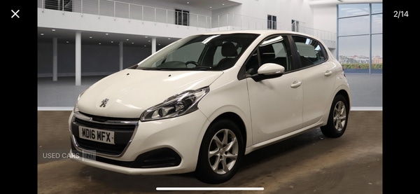 Used Peugeot 208 2016 for sale - 76433763: Photo 2