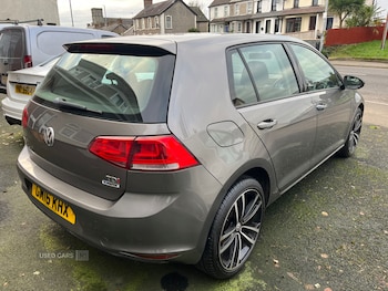 Used Volkswagen Golf 2016 for sale - 77054155: Photo