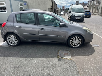 Used Renault Clio 2011 for sale - 79107707: Photo