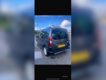 Used Peugeot Partner Tepee 2015 for sale - 78128492: Photo