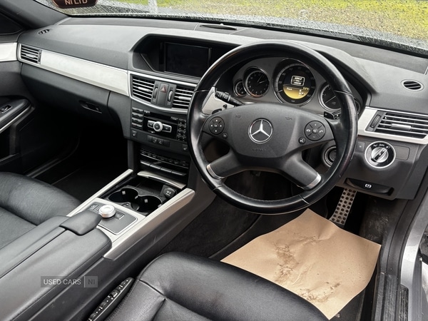 Used Mercedes-Benz E Class 2011 for sale - 77292361: Photo 6