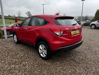 Used Honda HR-V 2016 for sale - 77292373: Photo