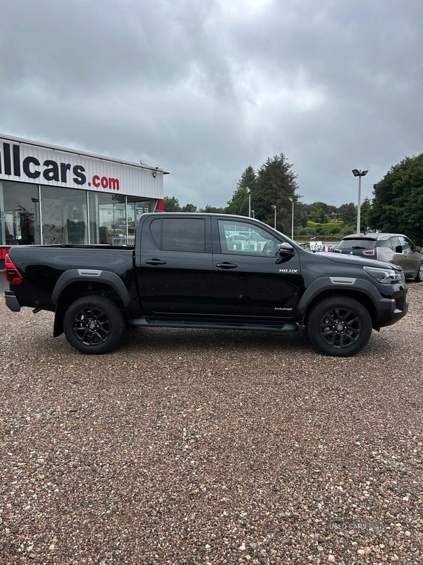 Used Toyota Hilux 2025 for sale - 75721358: Photo 2