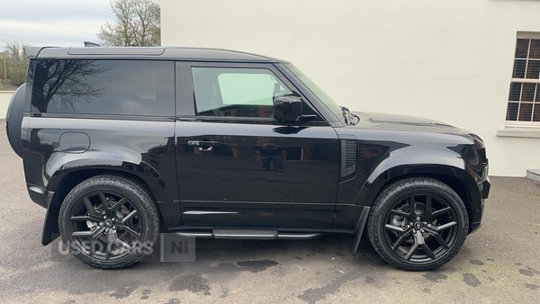 Used Land Rover Defender 2024 for sale - 77684758: Photo 7