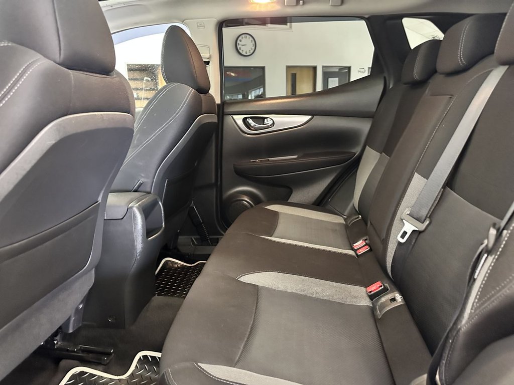 Used Nissan Qashqai 2017 for sale - 76672250: Photo 19