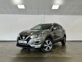 Used Nissan Qashqai 2017 for sale - 76672250: Photo
