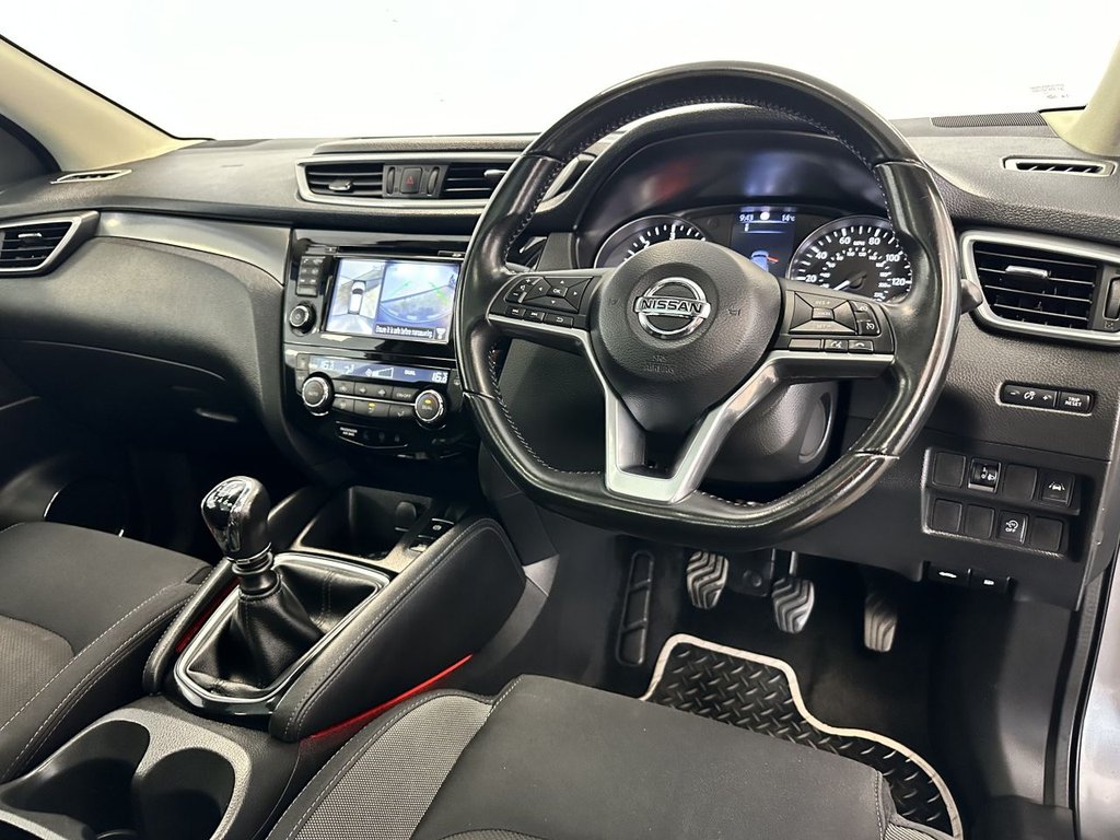 Used Nissan Qashqai 2017 for sale - 76672250: Photo 31